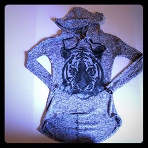 Hooded Shirt with Tiger Head Graphic